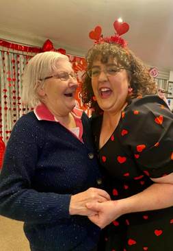 Kiwi House celebrates with a valentines ball